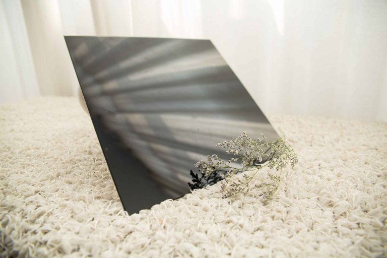 Black painted glass4