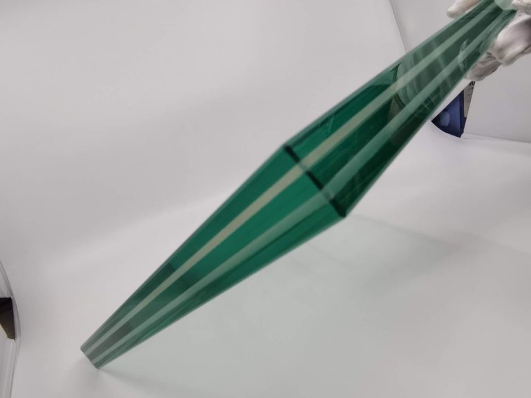 Structural Toughened Laminated Glass 4