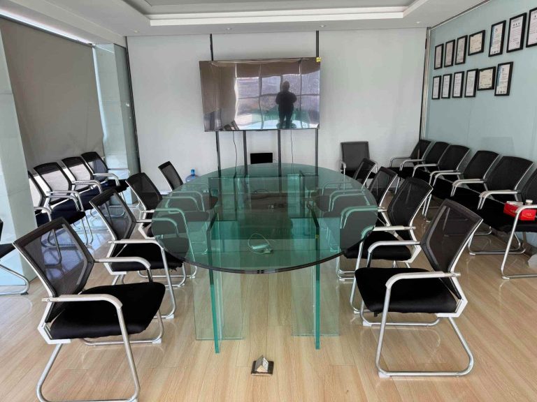 Structural Toughened Laminated Glass 7