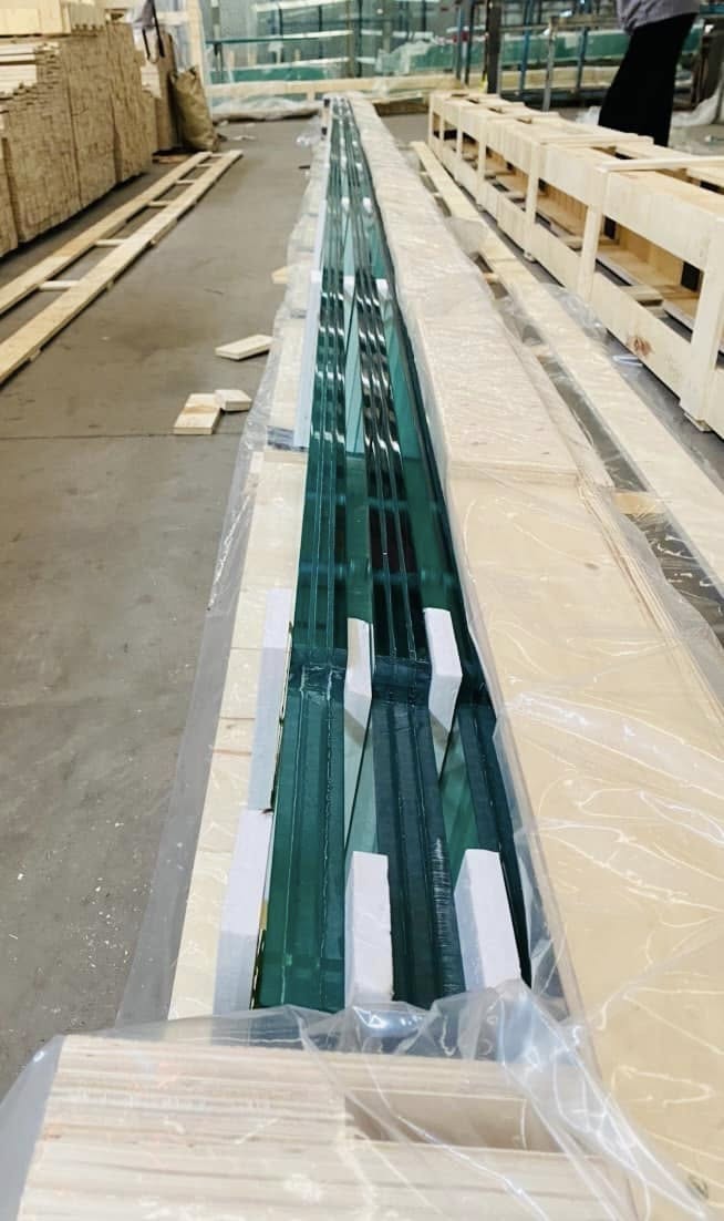 Structural Toughened Laminated Glass 8